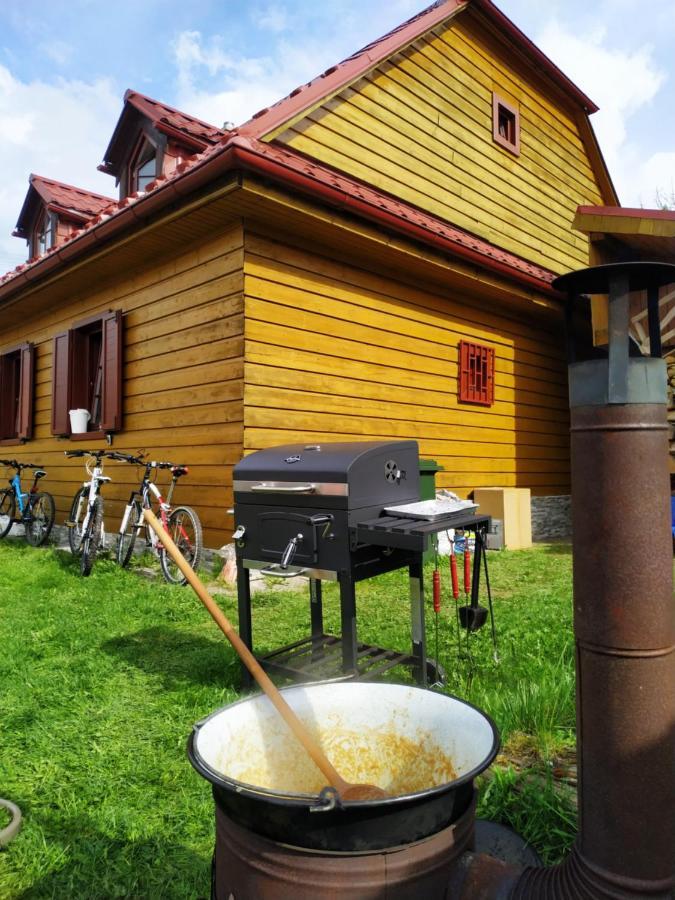 Holidayhouse Chalupa Alzbetka Važec المظهر الخارجي الصورة